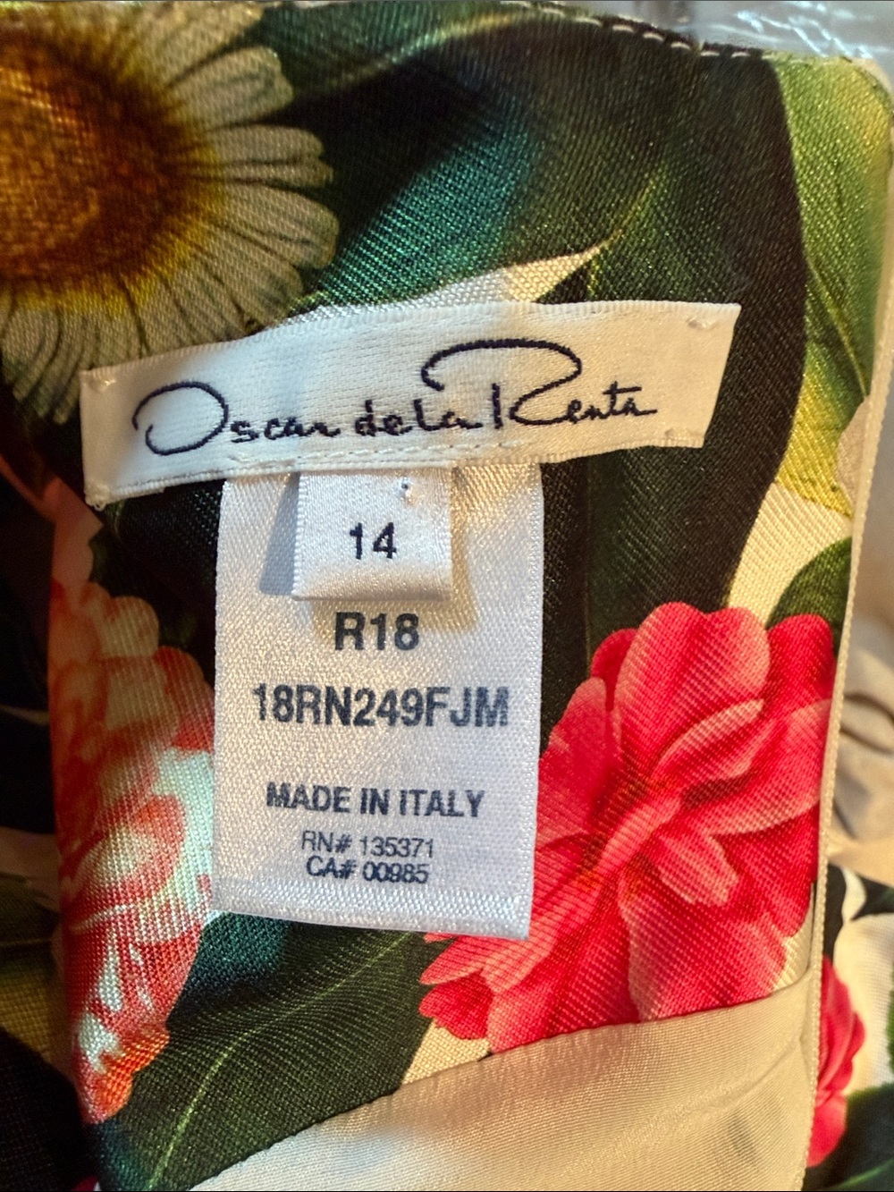 Oscar de la Renta Floral Belted Midi Dress - Picture 6 of 7